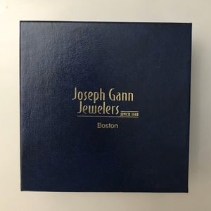Joseph Gamn Jewelers Jewelry - Joseph Gann Single Pearl Drop Silver Necklace Joseph Gamn Jewelers Jewelry - Joseph Gann Single Pearl Drop Silver Necklace